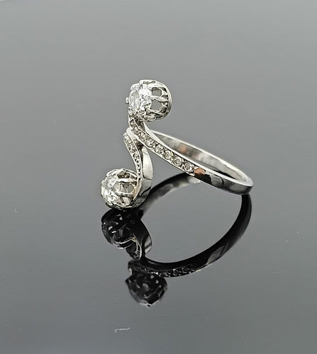50 Bague Toi et Moi ancienne en platine et diamants 58 Facettes AX/58/1/45