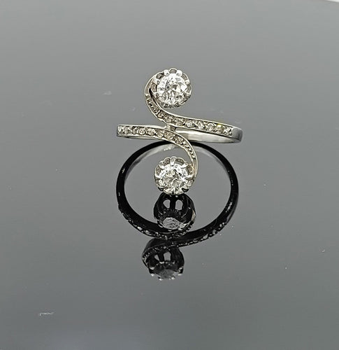 50 Bague Toi et Moi ancienne en platine et diamants 58 Facettes AX/58/1/45