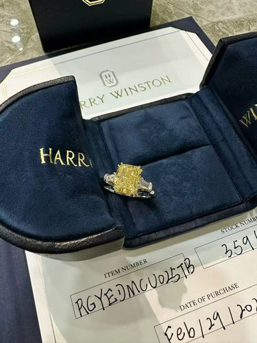49 Harry Winston - Bague en diamant jaune 2,96 ct 58 Facettes jnci145