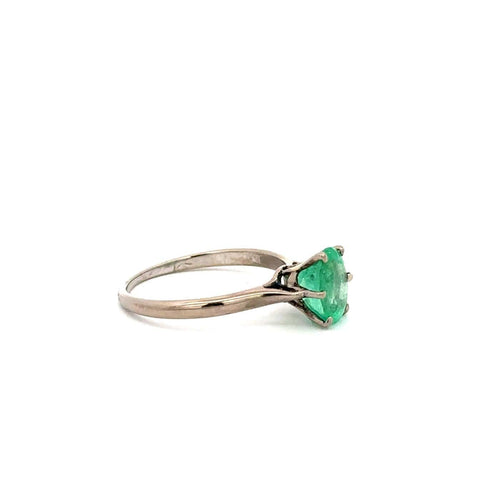 Bague 52 Bague solitaire en or blanc 18 ct et émeraude colombienne 58 Facettes 50501