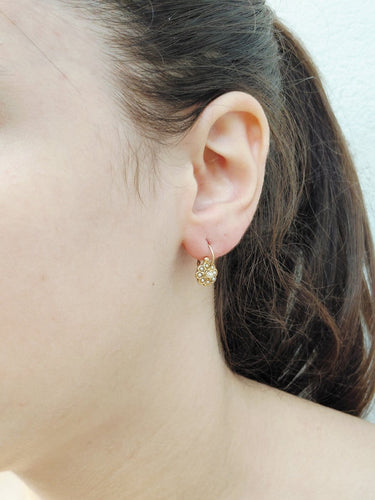 Boucles d'oreilles dormeuses en or jaune et perles 58 Facettes 1810943
