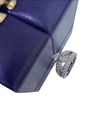51 Chaumet Joséphine - Bague solitaire diamant 1,05 ct 58 Facettes jnci159