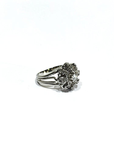 52.5 Bague en or blanc et diamants taille ancienne 58 Facettes 1811165
