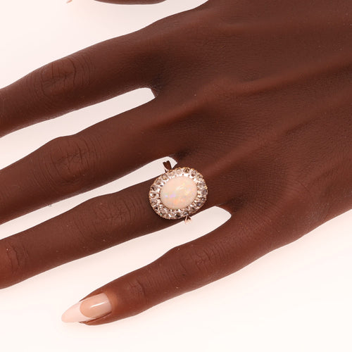 26089-0321.p01_A Late Victorian Opal Ring with Rose Cut Diamond Halo  circa 1880-en.jpg
