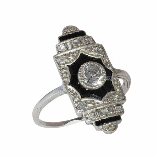 26089-0350.p10_A 1920s Art Deco Diamond and Onyx Ring with Crisp Geometric Design-en.jpg