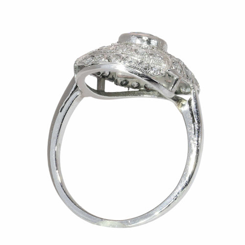 26089-0385.p08_A Platinum Diamond Ring from the Art Deco Period  circa 1930-en.jpg