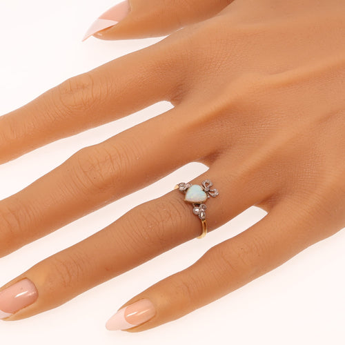 26090-0194.p03_Belle  poque Opal and Diamond Love Ring with Heart and Bow-en.jpg
