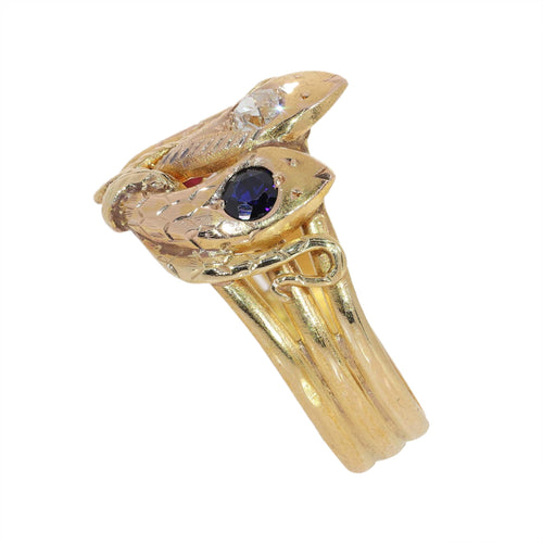 26106-0234.p06_Triple serpent ring in textured gold with ruby  sapphire and diamond  ca  1900-en.jpg