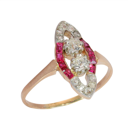 26106-0424.p10_Art Deco Diamond and Ruby Ring in 18K Rose Gold  circa 1930-en.jpg