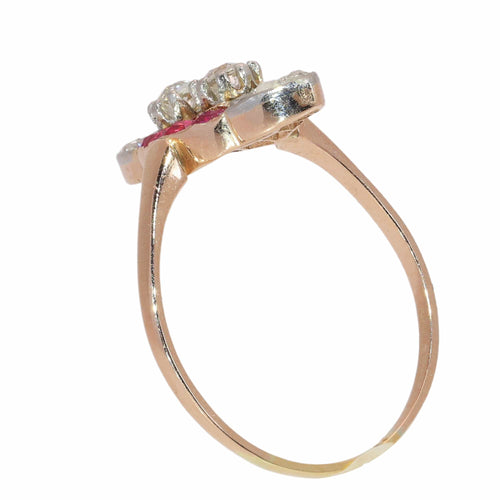 26106-0424.p07_Art Deco Diamond and Ruby Ring in 18K Rose Gold  circa 1930-en.jpg