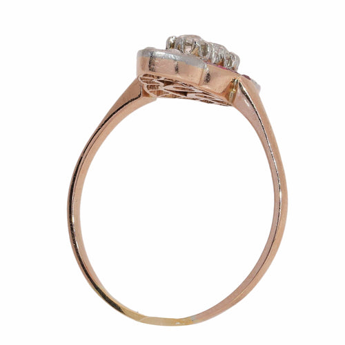 26106-0424.p08_Art Deco Diamond and Ruby Ring in 18K Rose Gold  circa 1930-en.jpg