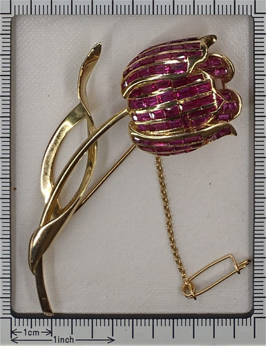 26128-0328.p11_Nature Recast in Gold  A Belgian Ruby Tulip Brooch  circa 1945-en.jpg