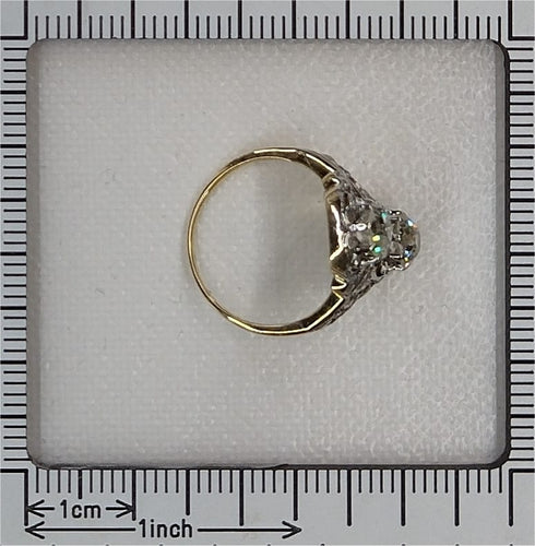 26146-0011.p12_Belle  poque Diamond Ring with Leaf-Shaped Shoulders  circa 1910-en.jpg