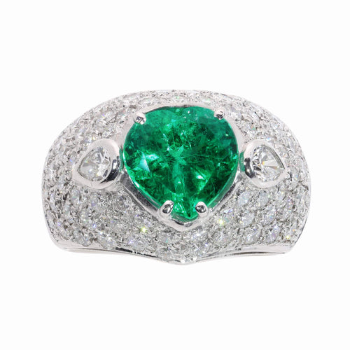 26155-0108.p03_A Bold Vintage Ring with a Colombian Emerald Heart and Diamonds  circa 1990-en.jpg