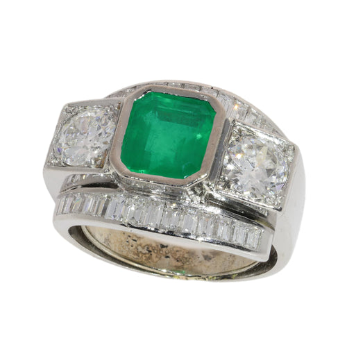 26155-0112.p00_An Architectural Emerald and Diamond Statement Ring  c  1955-en.jpg