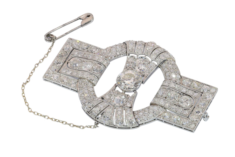 26155-0157.p03_A 1930 Art Deco diamond brooch still accompanied by its own history-en.jpg