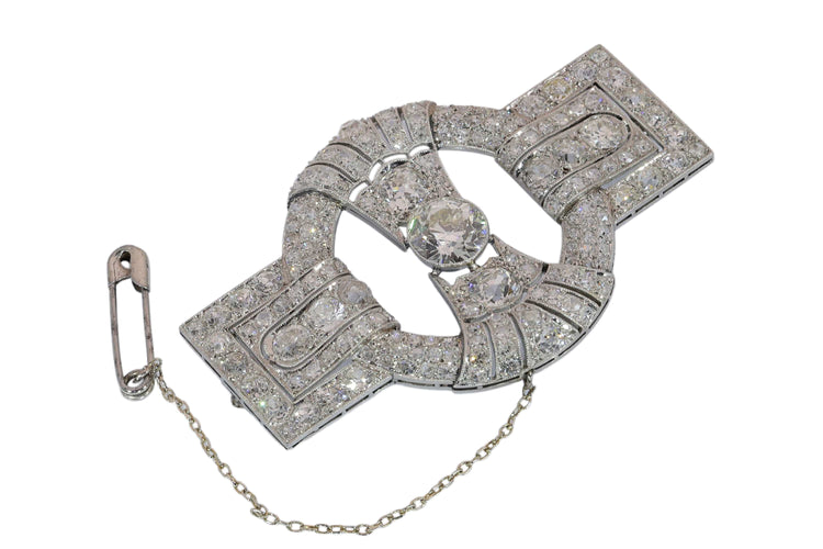 26155-0157.p04_A 1930 Art Deco diamond brooch still accompanied by its own history-en.jpg