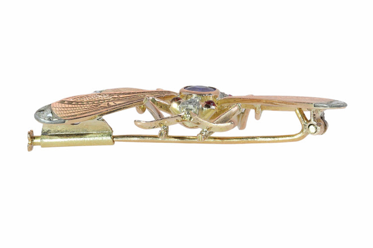 26182-0183.p07_A Mischievous Victorian Bee or Fly Brooch for the Lapel  circa 1890-en.jpg
