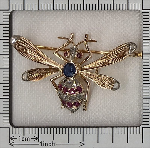 26182-0183.p08_A Mischievous Victorian Bee or Fly Brooch for the Lapel  circa 1890-en.jpg