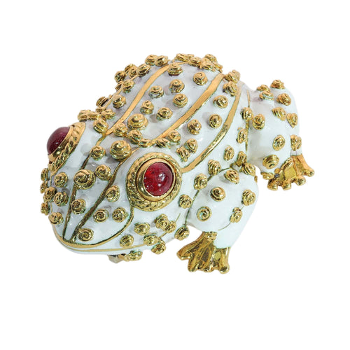 26211-0088.p00_David Webb White Enamel and Ruby Frog Brooch  1960s to 1970s-en.jpg