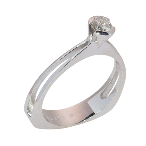 26232-0163.p00_Circa 1970 18K White Gold Diamond Solitaire Ring-en.jpg