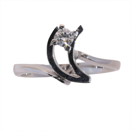 26232-0179.p03_Circa 1970 18K White Gold Modernist Diamond Ring-en.jpg