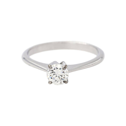 47 Bague solitaire en or blanc et diamant 58 Facettes 5898455RV