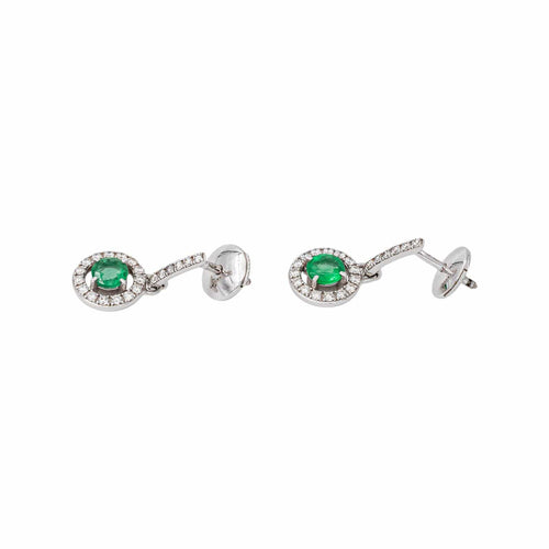 Boucles d'oreilles pendantes en or blanc, émeraudes et diamants 58 Facettes 5943460RV