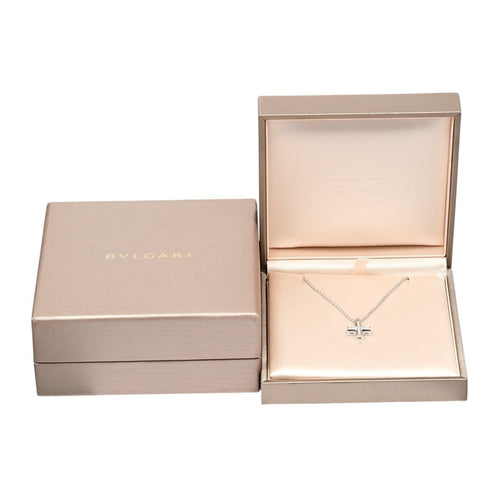 Bvlgari Greek Cross - Collier en or blanc 18K et diamants 58 Facettes pagcdnl0yz