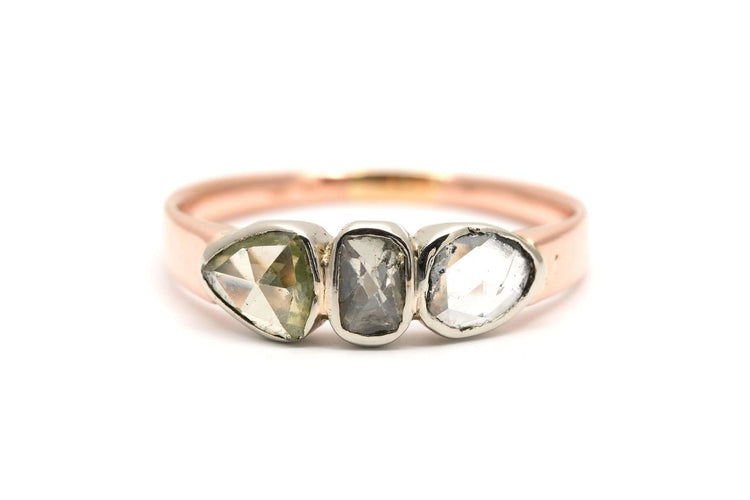 58 Bague Art déco en or jaune 18 carats, argent et diamants 58 Facettes 23950