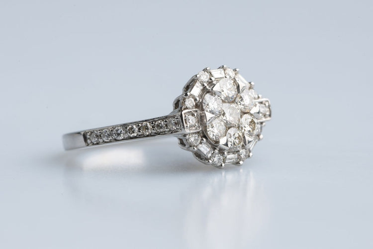 Bague 51 Bague chou en or blanc 18K et diamants 2,16 ct 58 Facettes BGCHOUCC1531-107