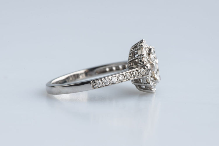 Bague 51 Bague chou en or blanc 18K et diamants 2,16 ct 58 Facettes BGCHOUCC1531-107