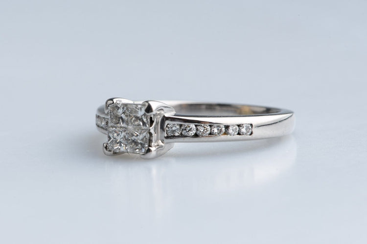 Bague 51 Bague diamants princesse et brillants en or blanc 18K 58 Facettes BGMAUBDOC768-107