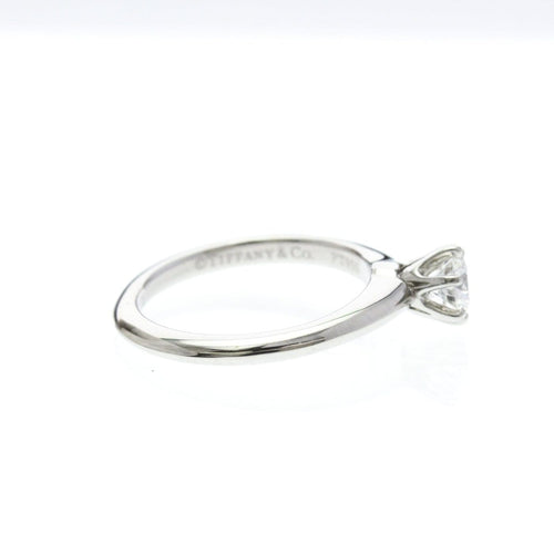 46 Tiffany & Co. Tiffany Setting - Bague solitaire en platine et diamant 58 Facettes y3tfd79gqo
