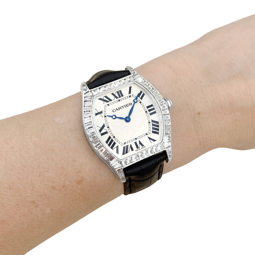 Montre Cartier Tortue - Montre en or blanc et diamants 58 Facettes 35577