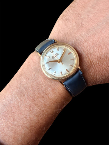 Montre Bulova Accutron - Montre Calibre 214H en or 18K 58 Facettes