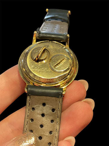 Montre Bulova Accutron - Montre Calibre 214H en or 18K 58 Facettes