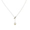 Collier cravate en or blanc avec perle et diamants 58 Facettes 40232