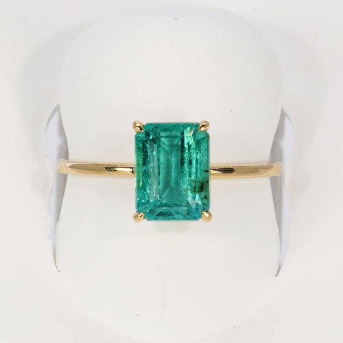 53 Bague en or jaune 18K avec émeraude de Zambie 1,96 ct 58 Facettes R0010