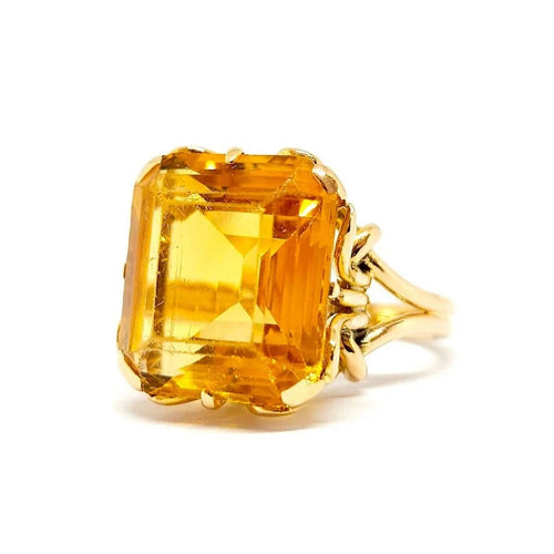 Bague 55 Bague cocktail en or jaune 18 carats sertie d’une citrine 58 Facettes BVP-BAG-0038