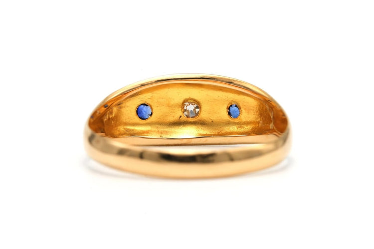 57 Bague Art déco en or jaune 18 ct, diamant et saphirs 58 Facettes B832