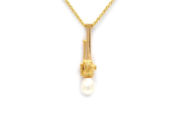 Pendentif Pendentif années 70 en or jaune 18 carats et perle 58 Facettes 23909