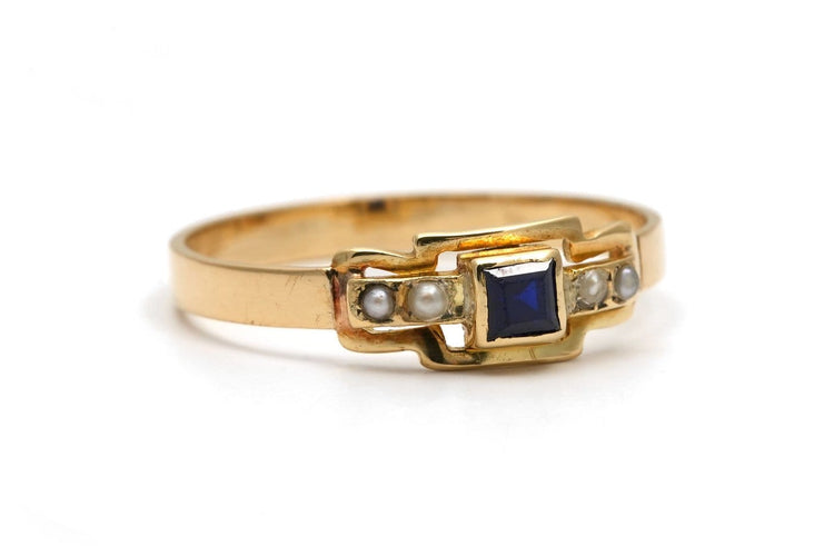 Bague 57 Bague Art déco en or jaune 18 carats, saphir et perles 58 Facettes B919