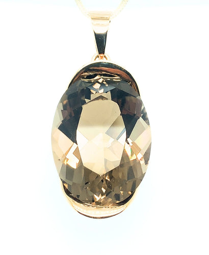 Pendentif en or jaune et quartz fumé ovale 58 Facettes F42-2