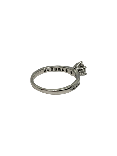 48 Tiffany & Co - Bague solitaire en platine et diamant 58 Facettes 2201