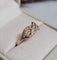 54 Bague vintage en or jaune et diamants 58 Facettes 761