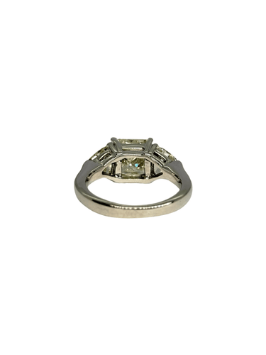 54 Bague en or blanc 18K et diamants 3,70 ct 58 Facettes 2192