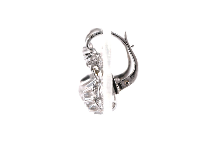 Boucles d'oreilles Boucles d'oreilles en or blanc 18 carats serties de zirconiums 58 Facettes B893
