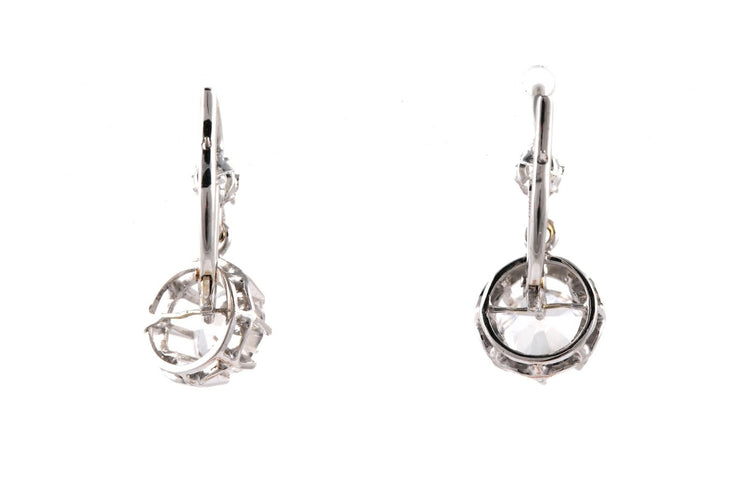 Boucles d'oreilles Boucles d'oreilles en or blanc 18 carats serties de zirconiums 58 Facettes B893