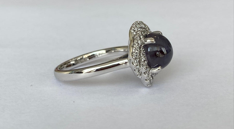 51 Bague en or blanc avec alexandrite ALGT 3,32 ct et diamants 58 Facettes ring